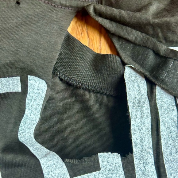 The Kinks Vintage Tour ‘87 Tee Shirt - Picture 6 of 8